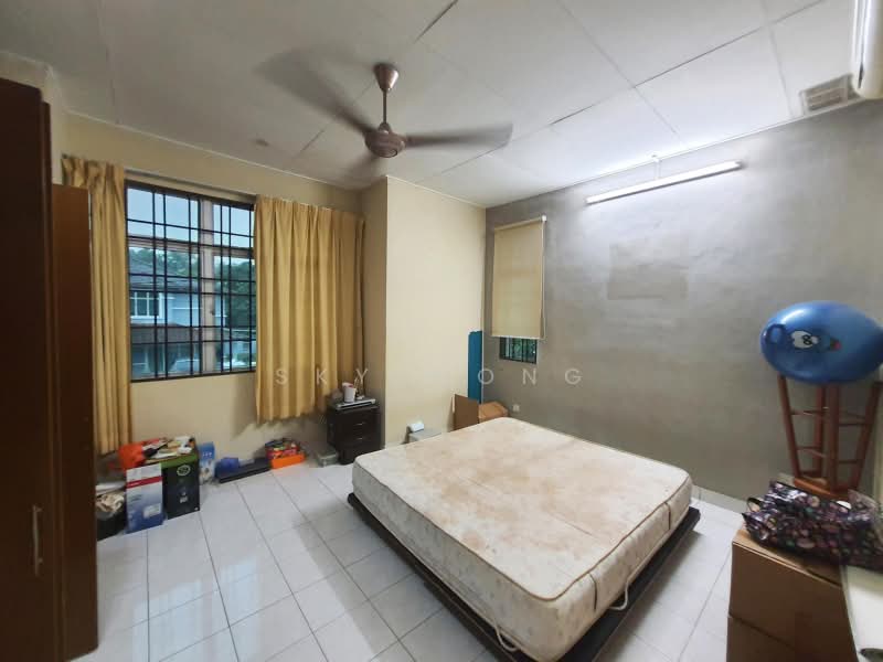 Rumah Teres 2-Tingkat untuk Dijual di Taman Putra Prima (Puchong) - Sky Wong - Bedroom - PropertyGuru.com.my