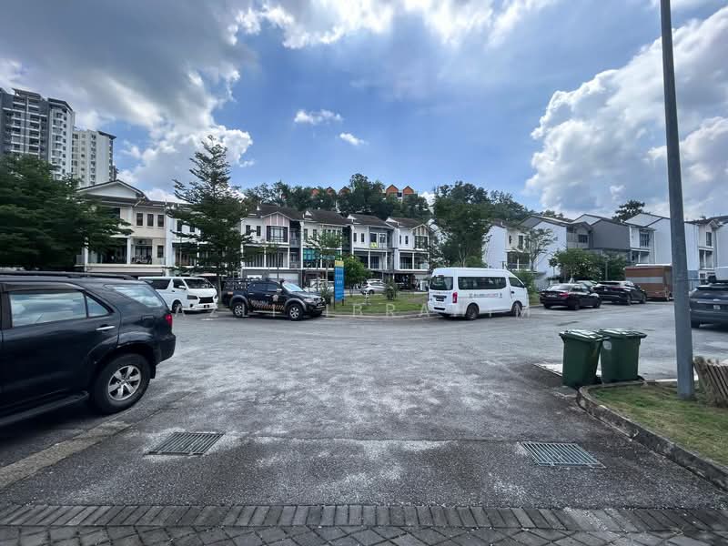 3-storey Terraced House for Sale in Taman Melawati (Ulu Kelang) - Azli Ibrahim - Exterior - PropertyGuru.com.my