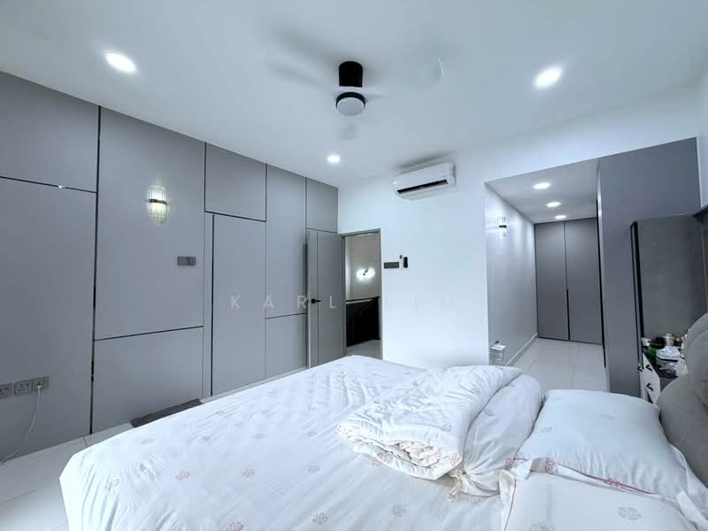 Rumah Teres 2 Tingkat untuk Dijual di Taman Mutiara Rini (Skudai) - Karl Lim - Bedroom - PropertyGuru.com.my