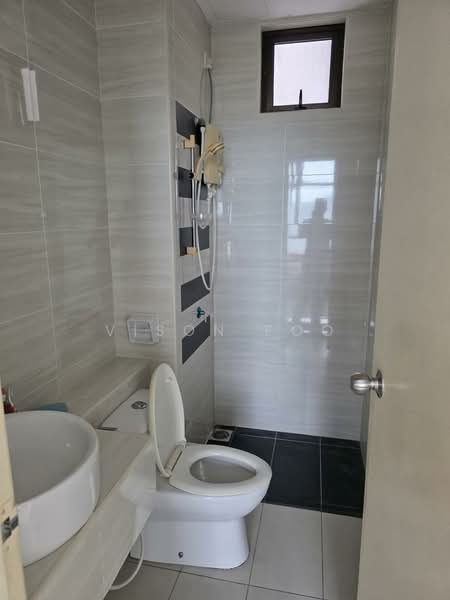 Service Residence for Rent at D'Summit Residences - Vison Foo - Bathroom - PropertyGuru.com.my