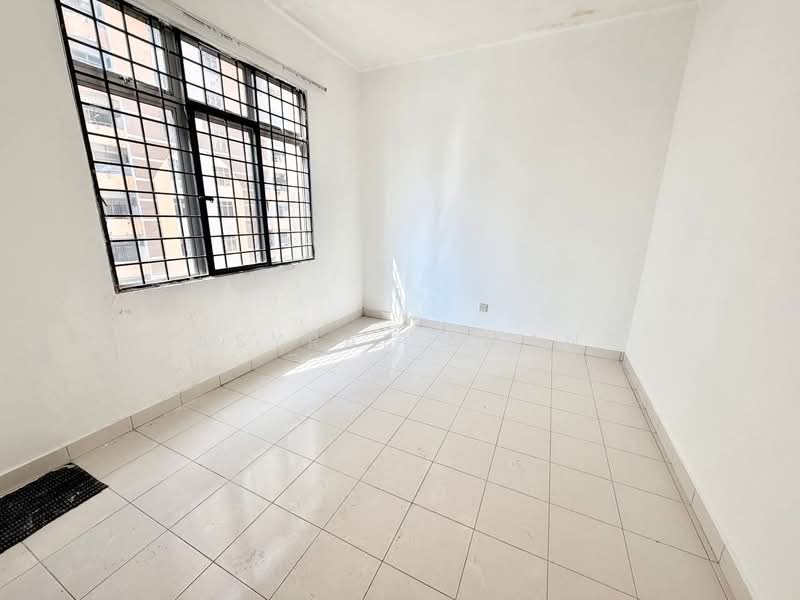Apartment for Sale at Pangsapuri Lagoon Perdana - Asyraf Aman - PropertyGuru.com.my