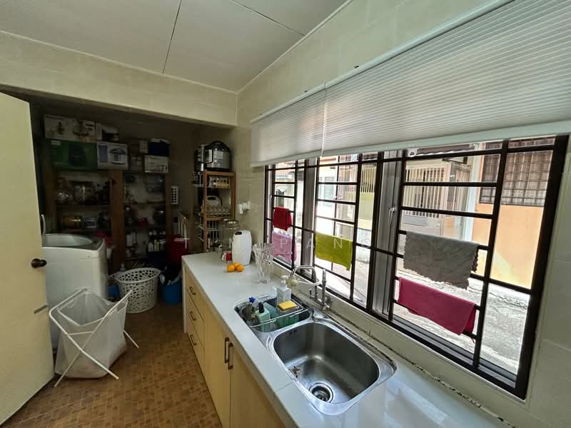 Rumah Teres 2 Tingkat untuk Dijual di Taman Suria (Bandar Sungai Long) - Tim Pang - Kitchen - PropertyGuru.com.my