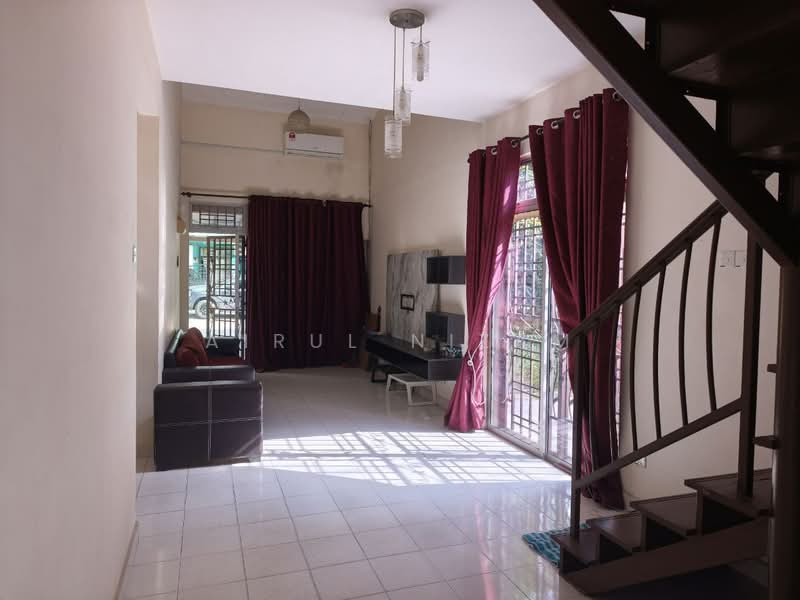1.5-storey Terraced House for Sale in Taman Sierra Perdana (Masai) - AIRUL NIZAM - Living Room - PropertyGuru.com.my