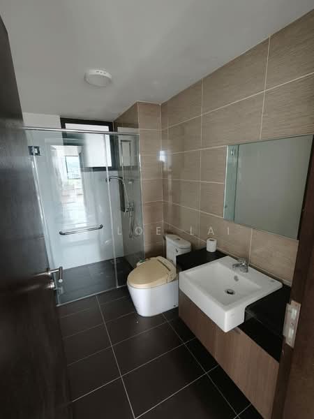 Apartment for Sale at Ponderosa Lakeside Apartment - Chloe Lai - Bathroom - PropertyGuru.com.my