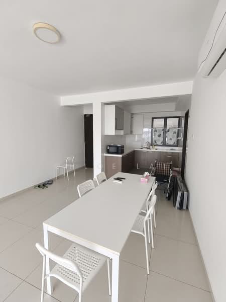 Apartment for Sale at Ponderosa Lakeside Apartment - Chloe Lai - Dining Room - PropertyGuru.com.my