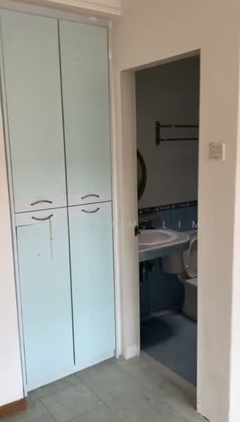 2-storey Terraced House for Sale in Taman Wawasan (Puchong) - William Lim - Bathroom - PropertyGuru.com.my