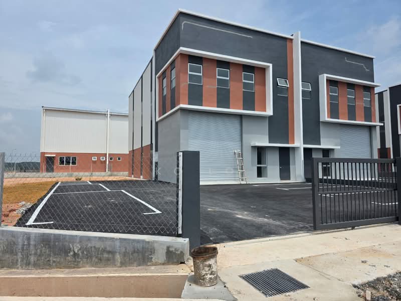 Semi-D Factory for Rent in Lukut (Negeri Sembilan) - KC Lo - Exterior - PropertyGuru.com.my