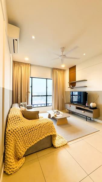 Servis Apartment untuk Disewa di Maya Ara Residences - Zyang Loo - Living Room - PropertyGuru.com.my