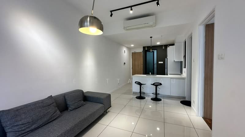 Servis Apartment untuk Disewa di Avara - Renetta Jau - Living Room - PropertyGuru.com.my