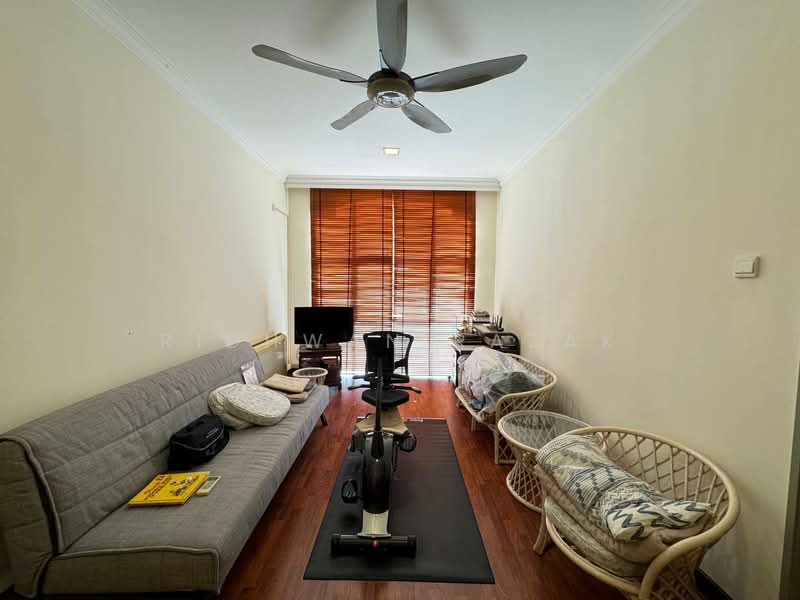 Rumah Berkembar untuk Dijual di Ampang Jaya (Ampang) - Ridhwan Razak - Living Room - PropertyGuru.com.my
