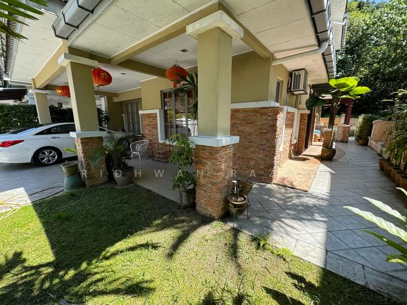 Rumah Berkembar untuk Dijual di Ampang Jaya (Ampang) - Ridhwan Razak - Exterior - PropertyGuru.com.my