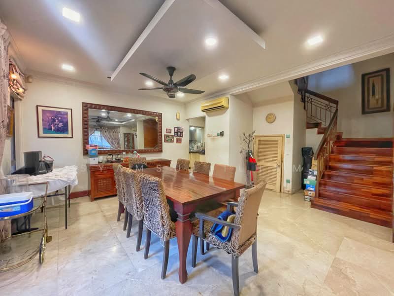 2.5-storey Terraced House for Sale in Putrajaya (Putrajaya) - Syamsul Ilham - Dining Room - PropertyGuru.com.my