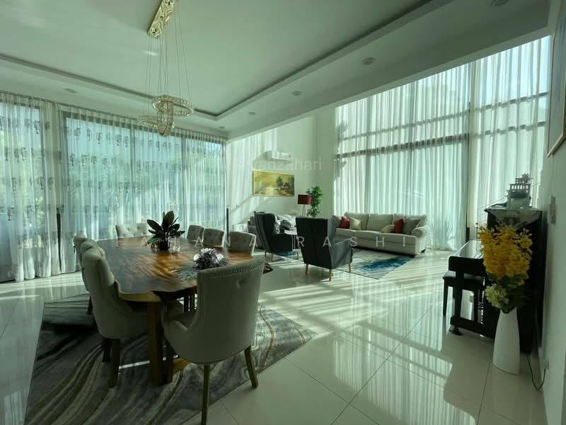 Bungalow House untuk Dijual di Taman Puncak Perdana (Shah Alam) - Fahana Rashid - Living Room - PropertyGuru.com.my