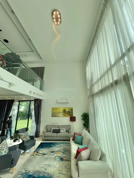 Bungalow House untuk Dijual di Taman Puncak Perdana (Shah Alam) - Fahana Rashid - Living Room - PropertyGuru.com.my