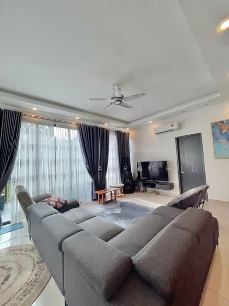 Bungalow House untuk Dijual di Taman Puncak Perdana (Shah Alam) - Fahana Rashid - Living Room - PropertyGuru.com.my