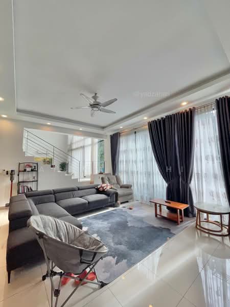 Bungalow House untuk Dijual di Taman Puncak Perdana (Shah Alam) - Fahana Rashid - Living Room - PropertyGuru.com.my