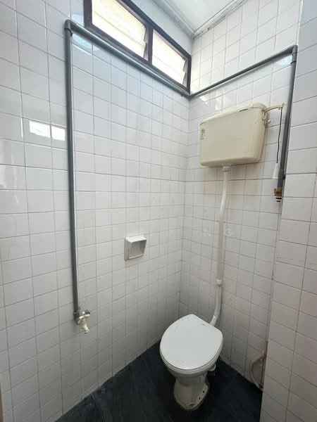 Rumah Teres 1.5 Tingkat untuk Disewa di Perling (Johor) - Stella Ng - Bathroom - PropertyGuru.com.my