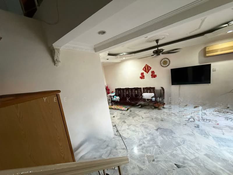 Rumah Teres 2 Tingkat untuk Dijual di Usj 6 (Subang Jaya) - Yee Cheak Chen - Living Room - PropertyGuru.com.my