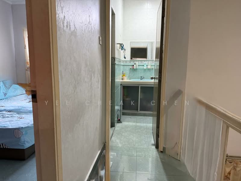 Rumah Teres 2 Tingkat untuk Dijual di Usj 6 (Subang Jaya) - Yee Cheak Chen - Bedroom - PropertyGuru.com.my