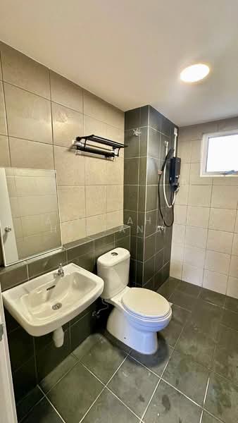 Condominium for Rent at Residensi Dutamas Dahlia - AimiRahim Hartanah - Bathroom - PropertyGuru.com.my