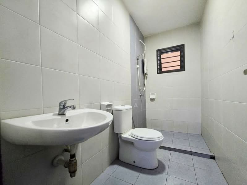 2-storey Terraced House for Sale in Bandar Damai Perdana (Cheras) - Zul Syafiq - Bathroom - PropertyGuru.com.my