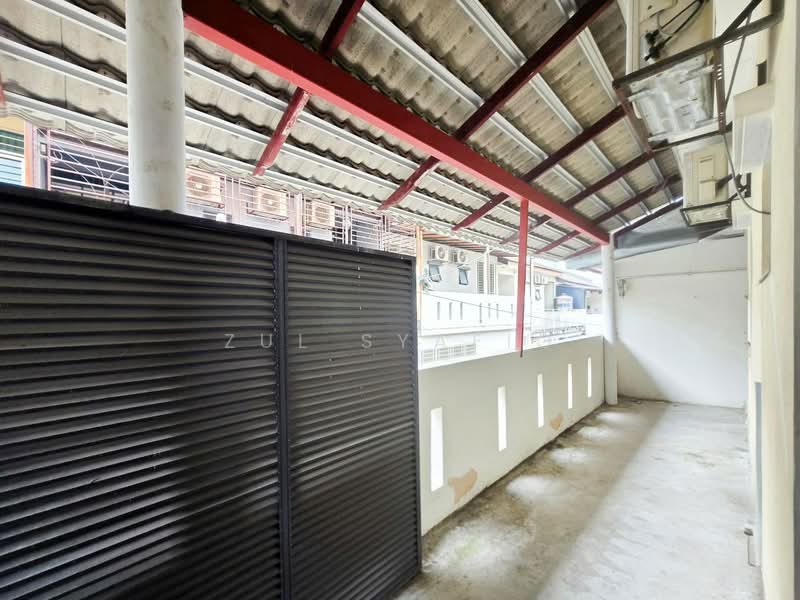 2-storey Terraced House for Sale in Bandar Damai Perdana (Cheras) - Zul Syafiq - Balcony - PropertyGuru.com.my