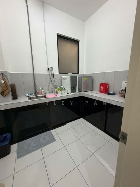 Cluster Factory for Sale in Eco Business Park 1 (Johor Bahru) - Shirley Pang - Kitchen - PropertyGuru.com.my
