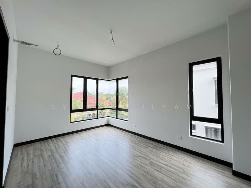 Semi-Detached House for Sale in Shah Alam (Selangor) - Syamsul Ilham - PropertyGuru.com.my