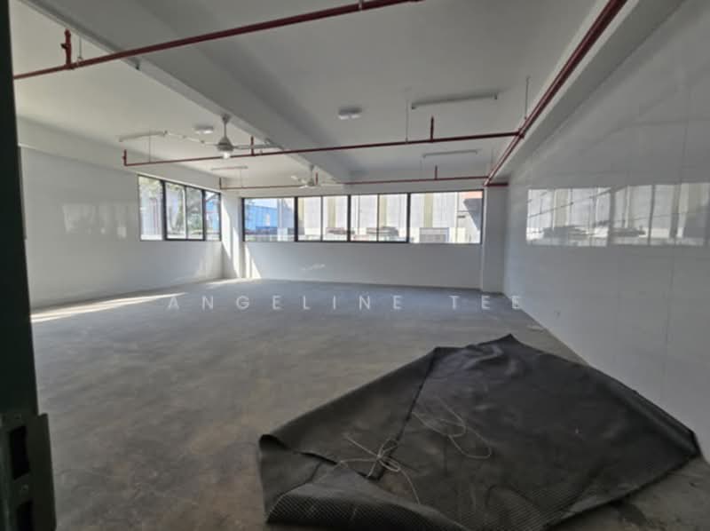 Factory for Rent in Kampung Bukit Kemuning (Shah Alam) - Angeline Tee - Interior - PropertyGuru.com.my