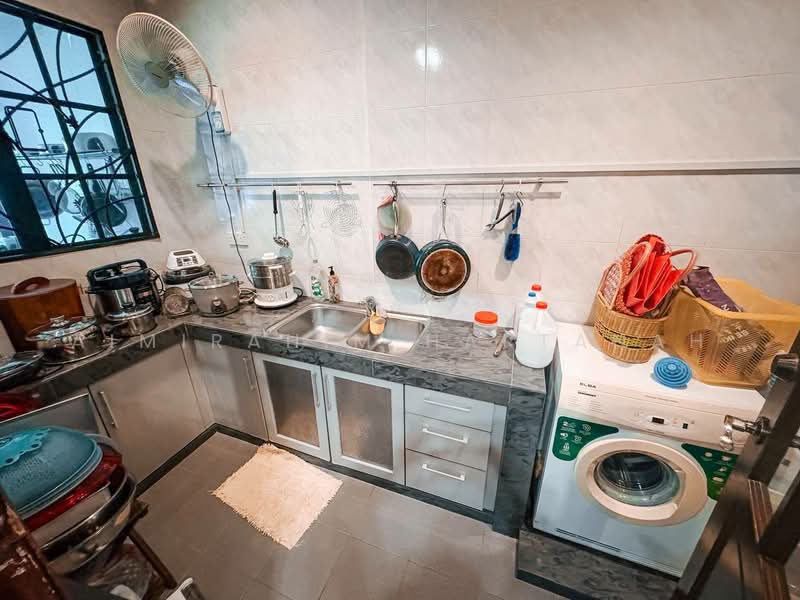 Semi-Detached House for Sale in Ampang Jaya (Ampang) - AimiRahim Hartanah - Kitchen - PropertyGuru.com.my