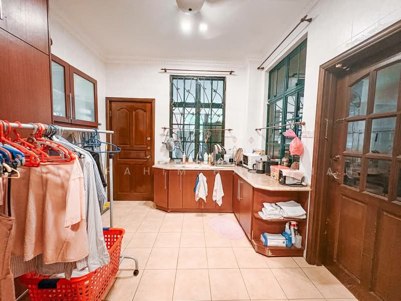 Semi-Detached House for Sale in Ampang Jaya (Ampang) - AimiRahim Hartanah - Kitchen - PropertyGuru.com.my