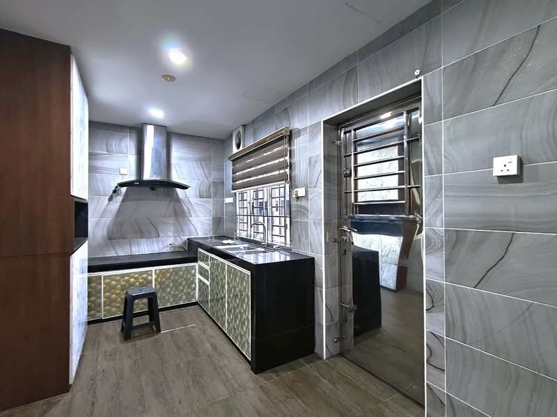 Rumah Teres 2-Tingkat untuk Dijual di Taman Nusa Indah (Iskandar Puteri (Nusajaya)) - Karl Lim - Kitchen - PropertyGuru.com.my