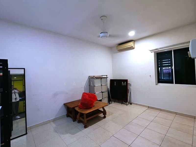Rumah Teres 2-Tingkat untuk Dijual di Taman Nusa Indah (Iskandar Puteri (Nusajaya)) - Karl Lim - Living Room - PropertyGuru.com.my