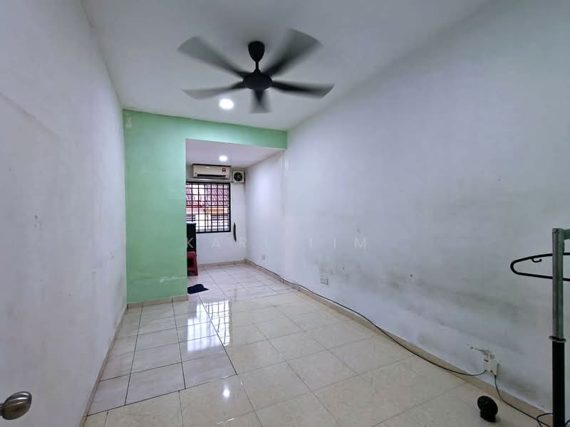 Rumah Teres 2-Tingkat untuk Dijual di Taman Nusa Indah (Iskandar Puteri (Nusajaya)) - Karl Lim - Living Room - PropertyGuru.com.my