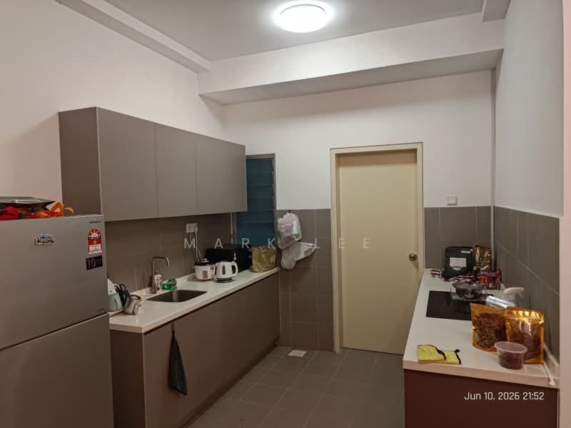 Kondominium untuk Disewa di Lakefront Homes - Mark Lee - Kitchen - PropertyGuru.com.my