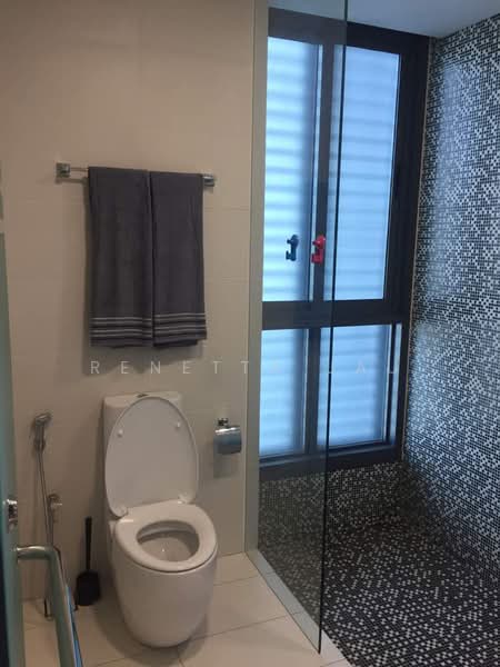 Servis Apartment untuk Disewa di Vogue Suites One - Renetta Jau - Bathroom - PropertyGuru.com.my
