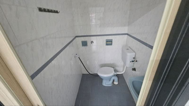 2-storey Terraced House for Sale in Cheng (Melaka) - Wesley Tan - Bathroom - PropertyGuru.com.my