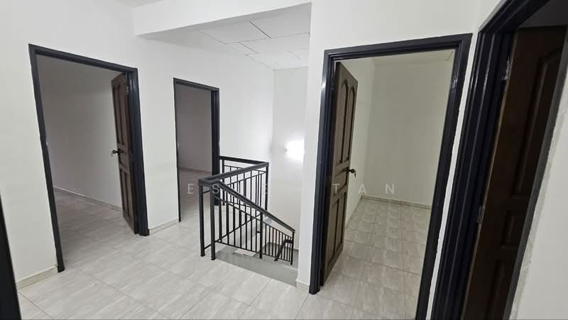 2-storey Terraced House for Sale in Cheng (Melaka) - Wesley Tan - Corridor - PropertyGuru.com.my
