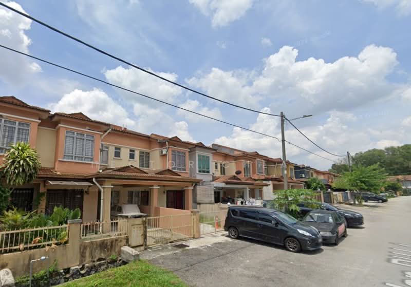 Rumah Teres 2 Tingkat untuk Dijual di Seri Kembangan (Selangor) - Hector Cheah - Exterior - PropertyGuru.com.my