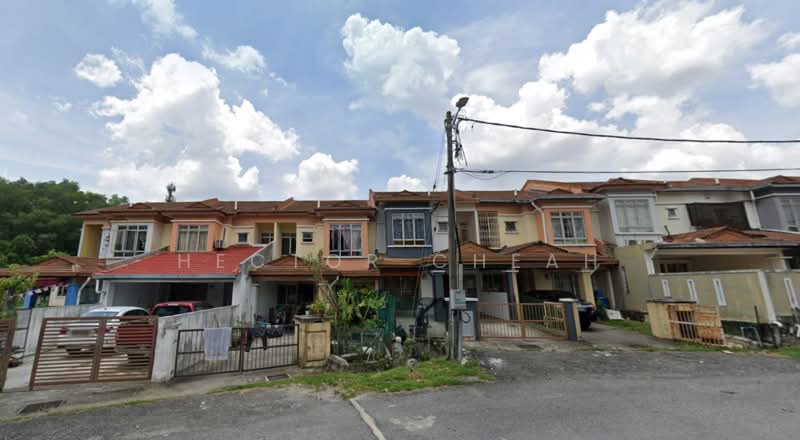 Rumah Teres 2 Tingkat untuk Dijual di Seri Kembangan (Selangor) - Hector Cheah - Exterior - PropertyGuru.com.my