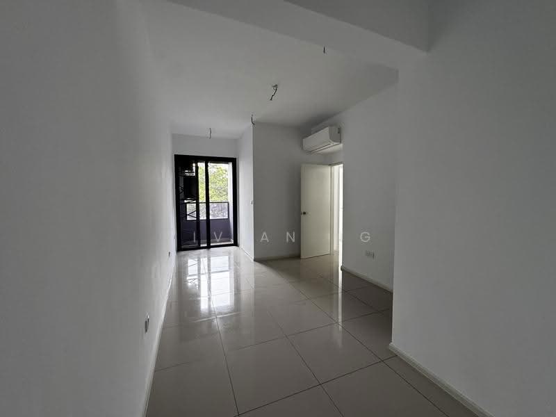 Kediaman Servis untuk Dijual di Residensi Estetik 8 (Est8) - Vivian Ng - PropertyGuru.com.my
