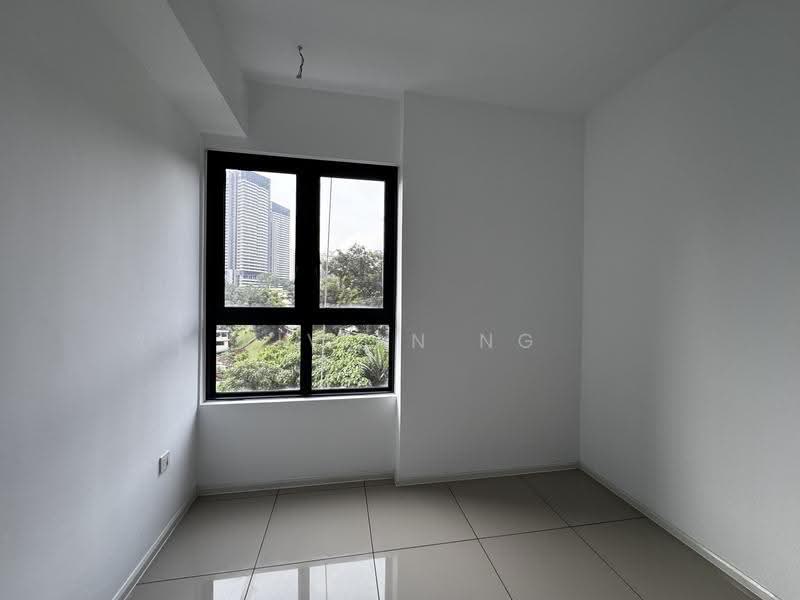 Kediaman Servis untuk Dijual di Residensi Estetik 8 (Est8) - Vivian Ng - PropertyGuru.com.my