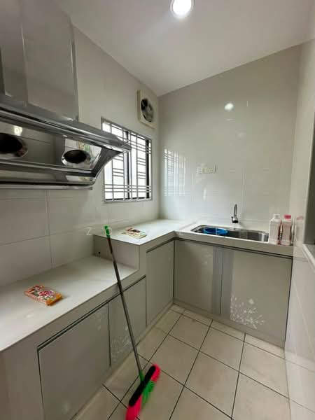 Rumah Teres 2 Tingkat untuk Dijual di Skudai (Johor) - Zoey Lee - Kitchen - PropertyGuru.com.my