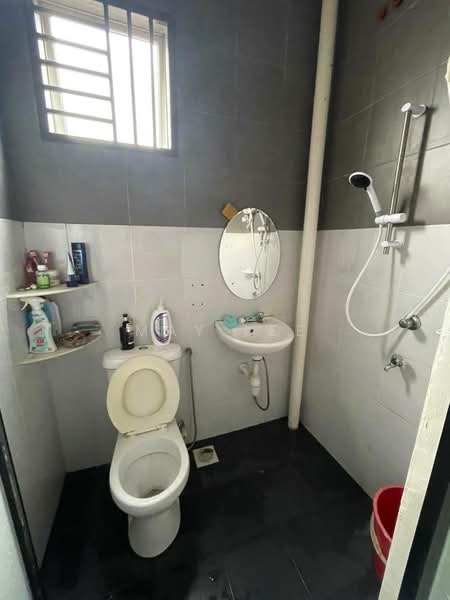 2-storey Terraced House for Sale in Taman Scientex Senai (Senai) - May Lee - Bathroom - PropertyGuru.com.my