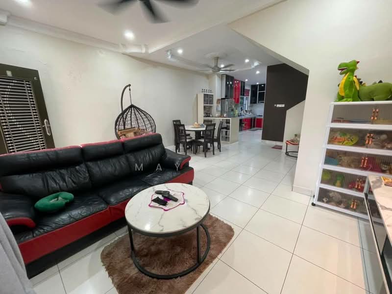 2-storey Terraced House for Sale in Taman Scientex Senai (Senai) - May Lee - Living Room - PropertyGuru.com.my