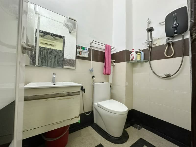 1-storey Terraced House for Sale in Bertam Ulu (Cheng) - Ramona Tan - Bathroom - PropertyGuru.com.my