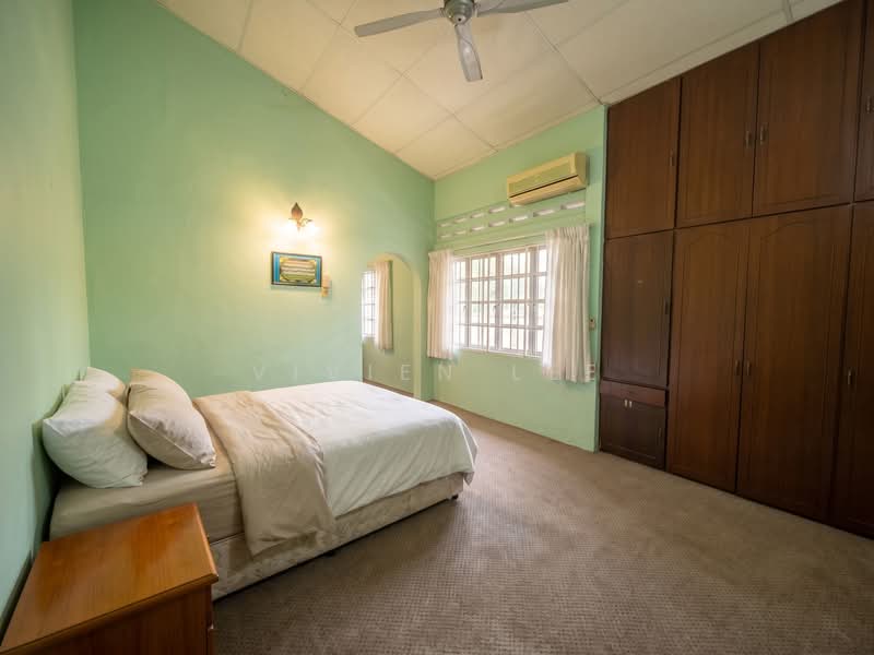 Bungalow for Sale in Kelana Jaya (Petaling Jaya) - Vivien Lee - Bedroom - PropertyGuru.com.my
