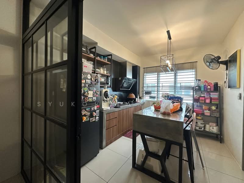 Townhouse for Sale in Kuala Selangor (Selangor) - Syukor Hartanah - Kitchen - PropertyGuru.com.my