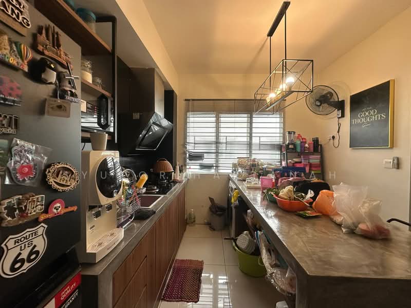 Townhouse for Sale in Kuala Selangor (Selangor) - Syukor Hartanah - Kitchen - PropertyGuru.com.my