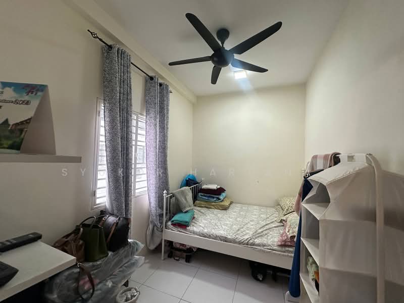 Townhouse for Sale in Kuala Selangor (Selangor) - Syukor Hartanah - Bedroom - PropertyGuru.com.my